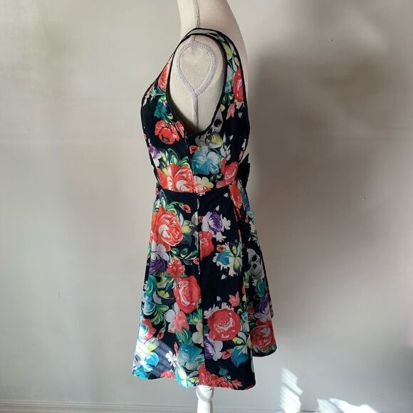 JF Skull & Floral Low V Neck Dress Sz M - Picture 4 of 12